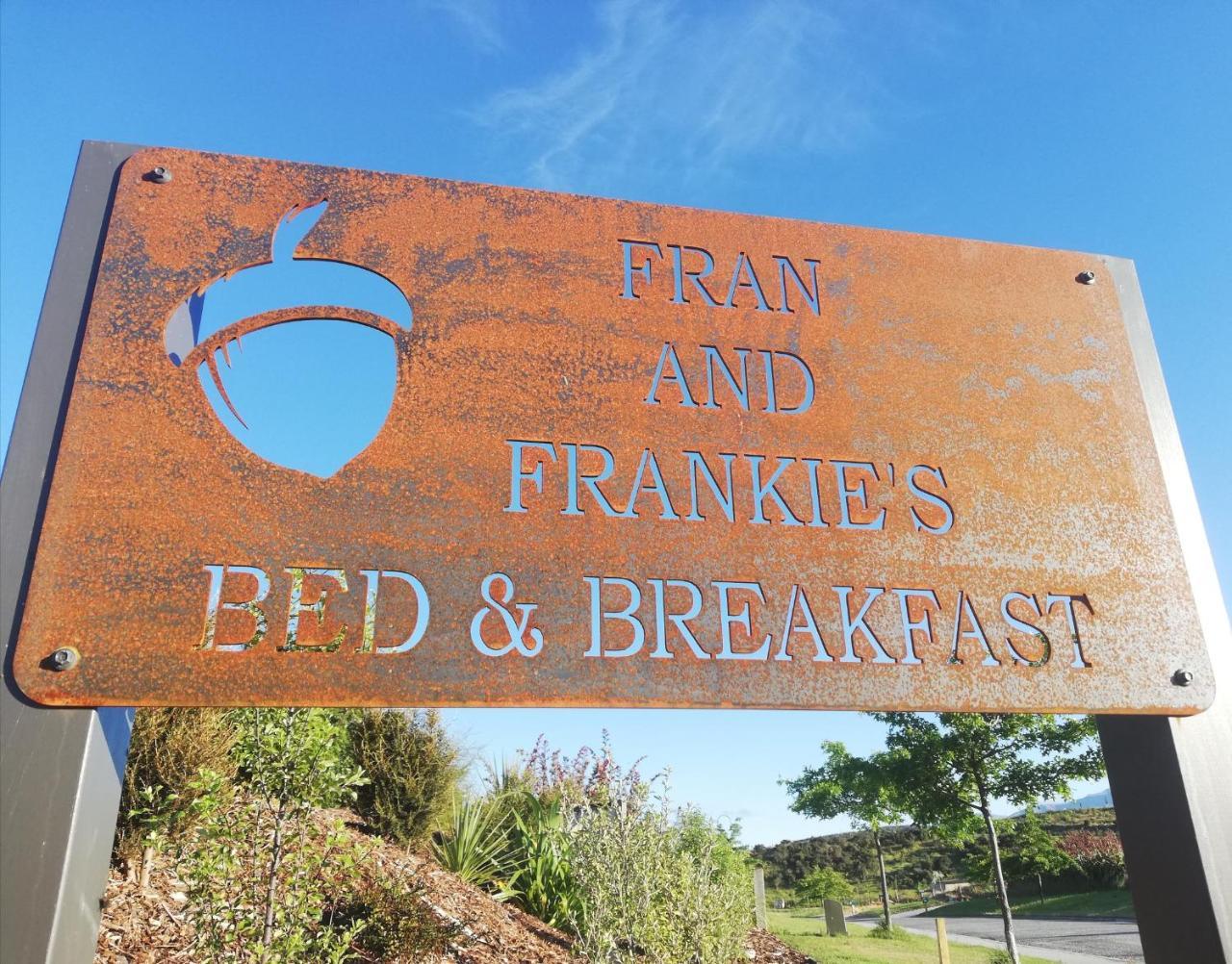 Fran And Frankie'S Bed & Breakfast Luggate Eksteriør billede